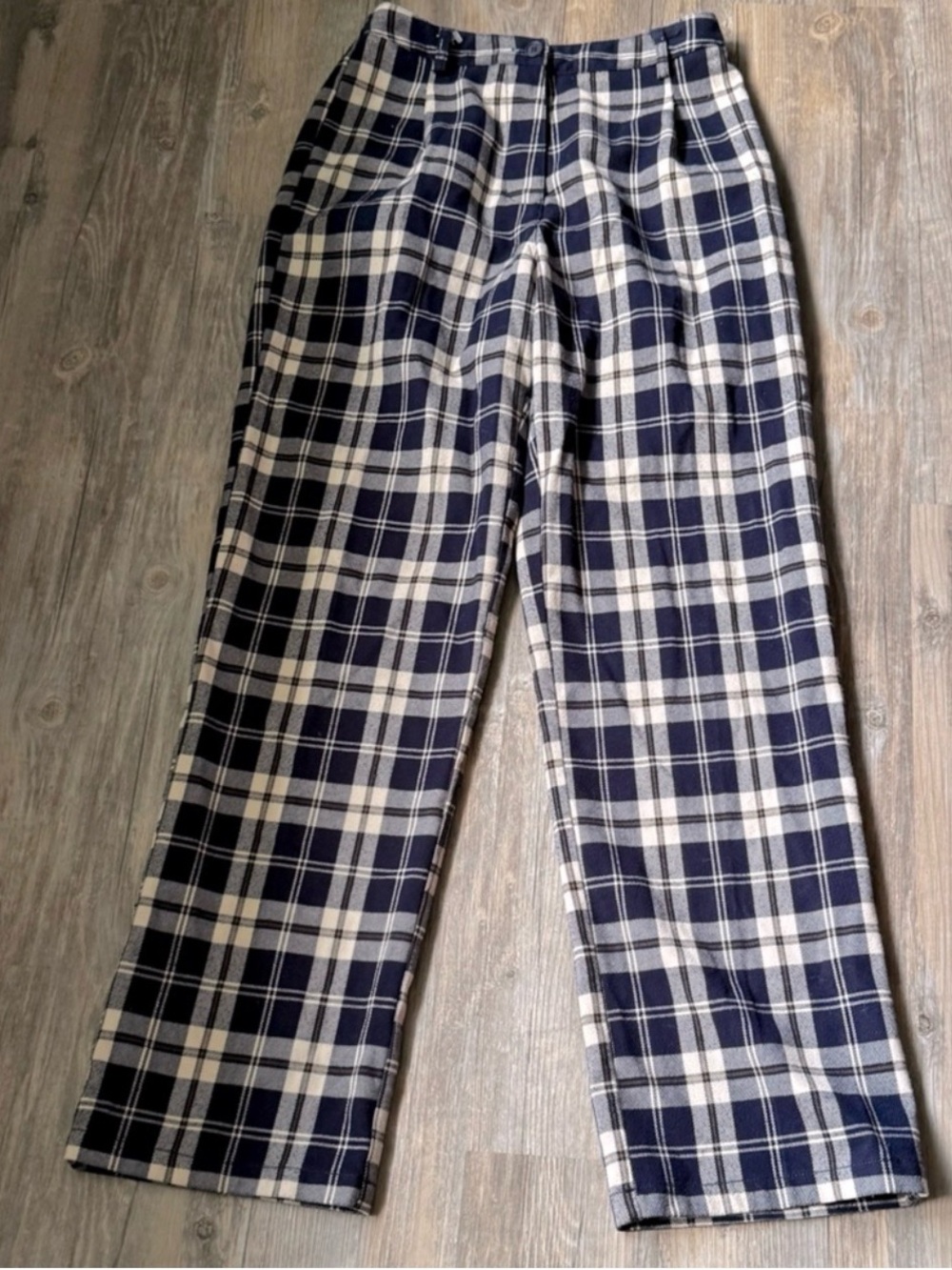 Brandy Melville Amelia plaid pants